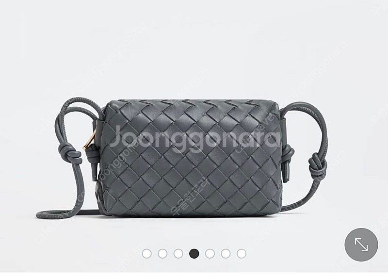 보테가베네타 미니 카메라백 그레이(선더)--1