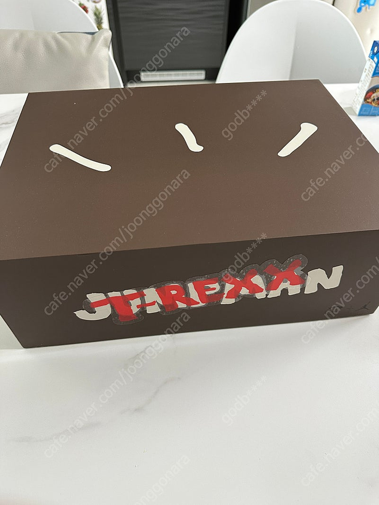 트래비스 스캇 점프맨 잭 브라이트 캑터스 275--1