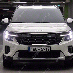 셀토스 중고차 셀토스 중고 가격 중고 셀토스 2023년식 6,619km 가솔린 1.6 터보 2WD 시그니처 중고차카페