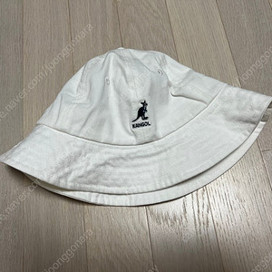 캉골, 뉴발란스, 뉴에라, MLB 키즈 모자