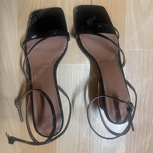 모디아티코 미들힐샌들 이미지