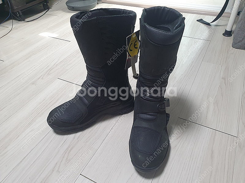 신품 포르마 오토바이 용품 라이더 부츠팝니다.--2