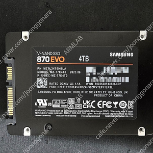 삼성 870 EVO 4TB 2.5인치 SSD 팝니다.