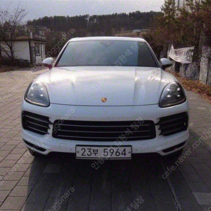 포르쉐 카이엔 중고 포르쉐 중고 수입중고자동차 흰색 2019년식 51,000km 3.0 중고차구매