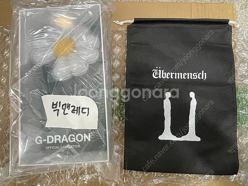지드래곤 응원봉 정품 미개봉 팝니다.--0