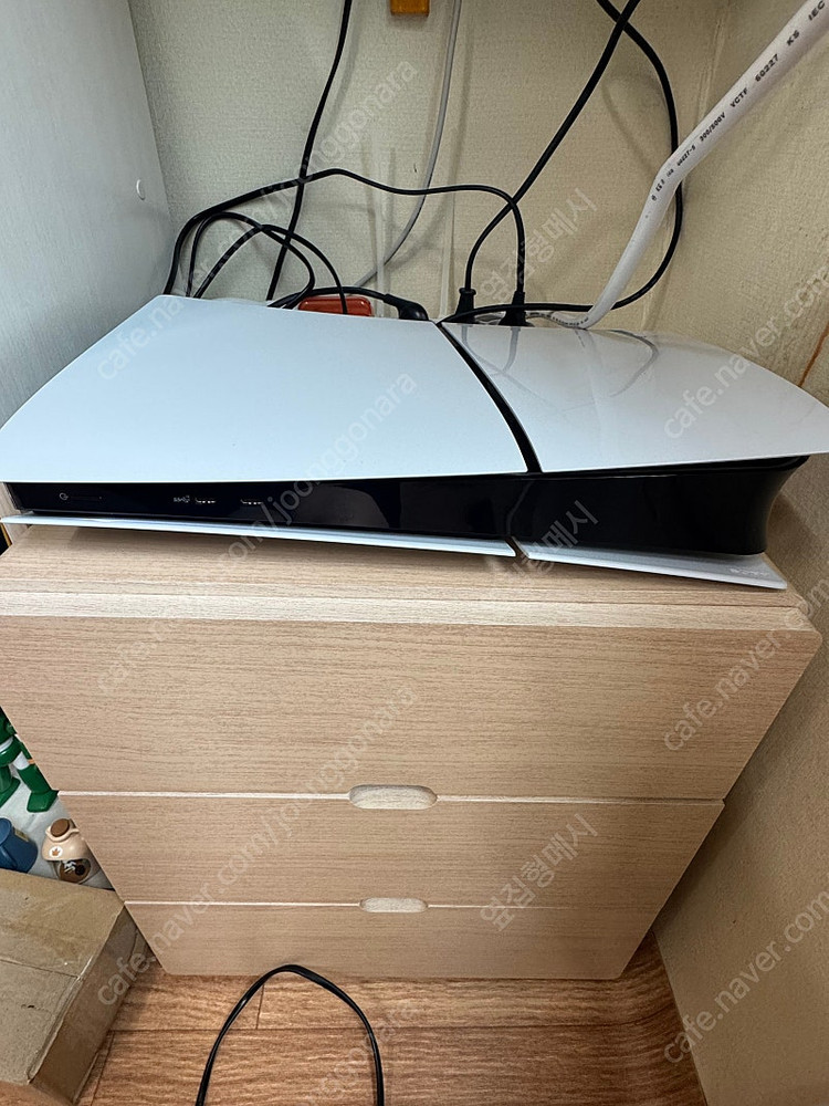 플스5 슬림 디지털 에디션 판매합니다.--1