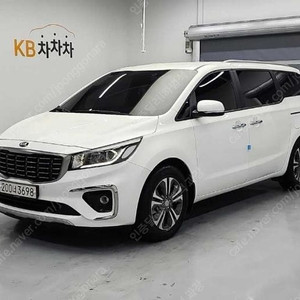 @18년식 더 뉴카니발 9인승 디젤 럭셔리 전국최저가격저신용전액할부최대72개월현금카드리스할부저렴하고 가성비 있는 차량