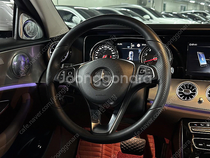 벤츠 E-클래스 W213 E200 아방가르드 최저가 판...--9