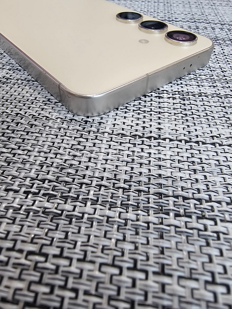 (무잔상) 갤럭시 S24 256G 크림 24년 1월개통...--5