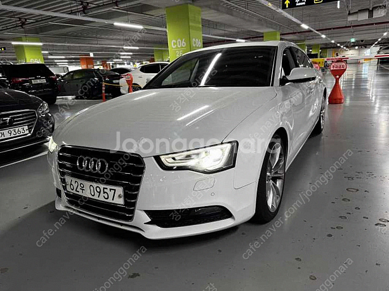 아우디 A5 35 TDI 콰트로 스포츠백 저렴하게 판매...--0