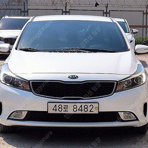 K3 중고차 시세 흰색 2017년식 1.6 GDI 트렌디 스타일 수원중고차