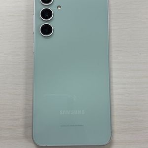 갤럭시 S23FE 민트색상 256용량 상태좋은 무잔상 미파손 단말기 32만 판매합니다