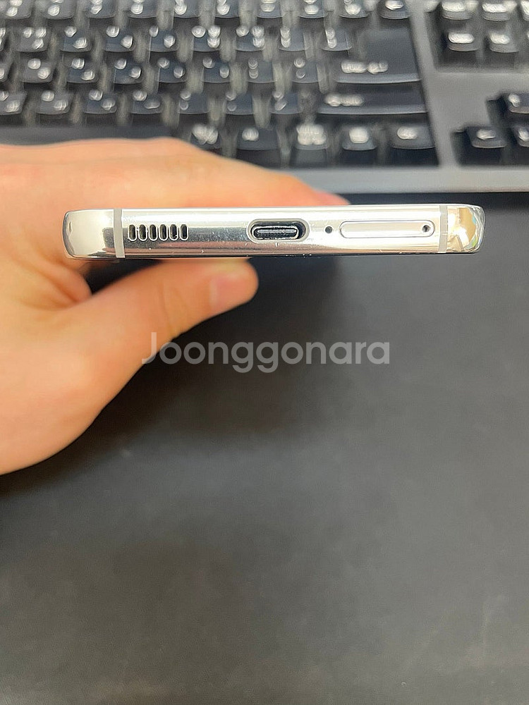 갤럭시S22 화이트 256GB 무잔상 상태좋은 중고25...--5