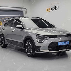 기아 니로 중고 니로 디 올 뉴 니로 중고차 회색 2023년식 60,928km 어스 중고차량
