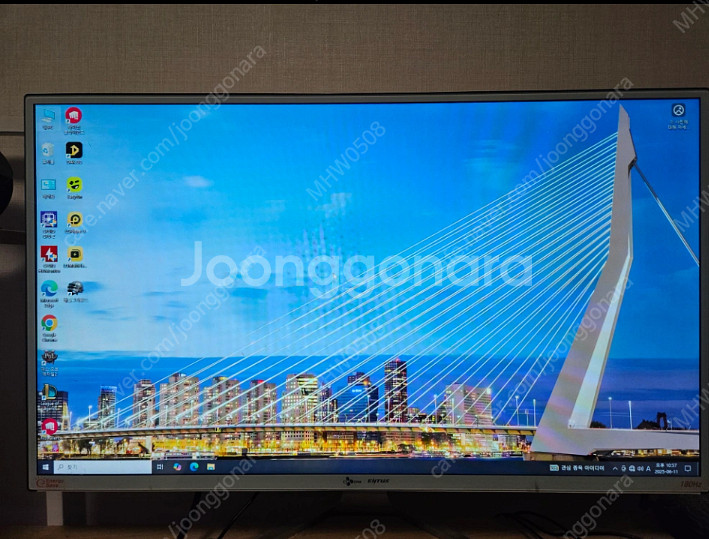 고사양 데스크탑+32인치모니터--1