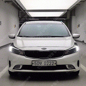 K3 중고차 시세 흰색 2017년식 73,627km 1.6 GDI 트렌디 스타일 완벽한 관리로 흠집없어요