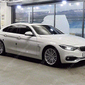 BMW 4시리즈 중고차 할부 420i 쿠페 개인사업자 차량구매 수입중고차 흰색 2018년식 420i 그란쿠페 럭셔리 수원중고차