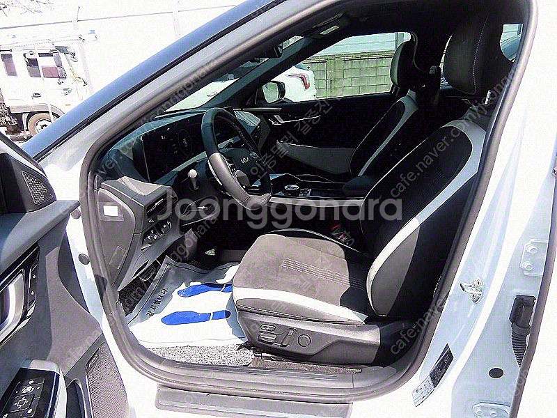 EV6 중고 EV6 중고차 흰색 2022년식 21,02...--6