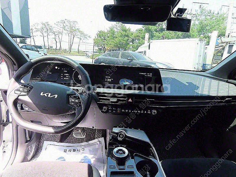 EV6 중고 EV6 중고차 흰색 2022년식 21,02...--8