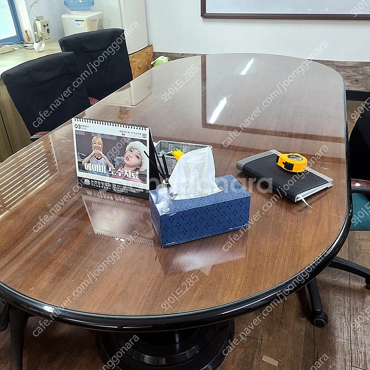 고급원목회의테이블, 유리 포함5만원 (115 *235)강남 논현역--0