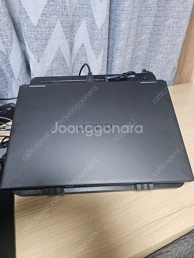 HP OMEN 노트북 팝니다. 해상도 240HZ 406...--2