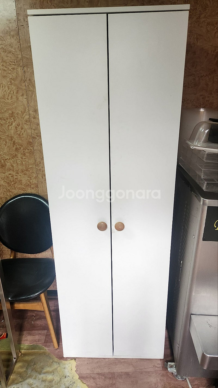 이케아 고디스후스 어린이 옷장팝니다--0