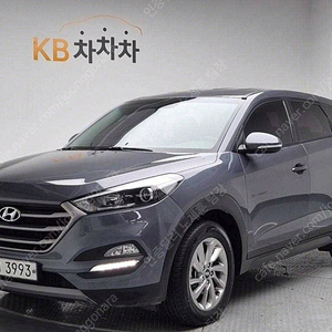 투싼 중고 가격 투싼 중고차 회색 2016년식 74,289km 디젤 2.0 2WD 모던 중고자동차