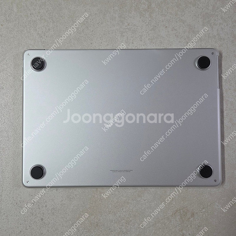 맥북에어 M2 13인치 8gb 512gb 실버--2