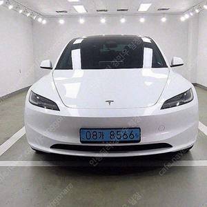 테슬라 중고차 테슬라 모델3 중고차 흰색 2024년식 6,342km RWD 중고차 할부견적