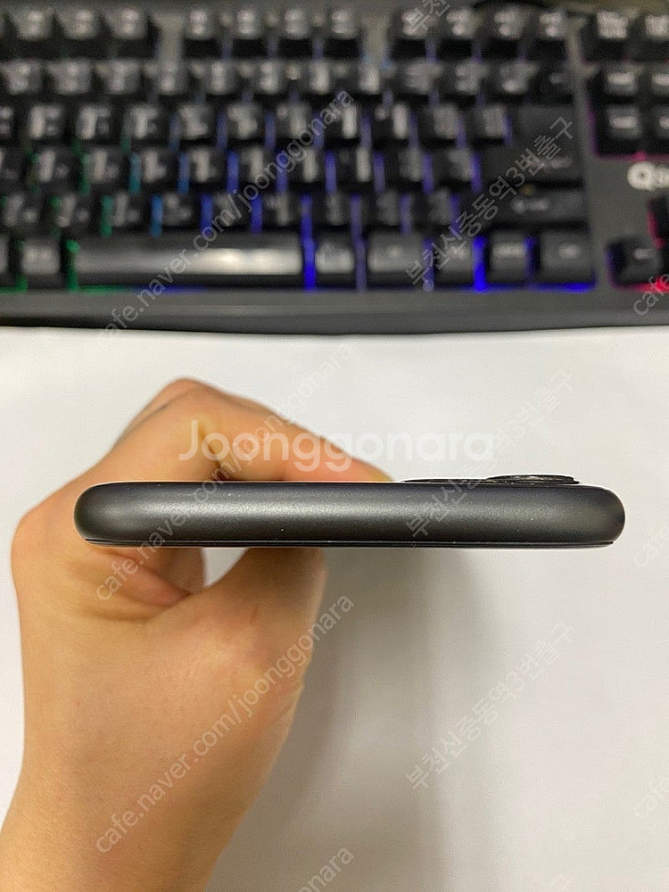 201676 아이폰11 블랙 A급 128GB 무잔상 배...--3