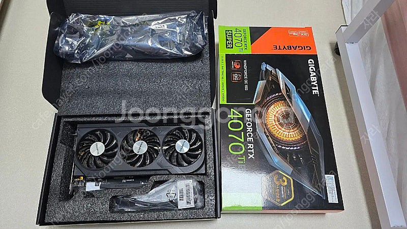 기가바이트 RTX 4070 Ti SUPER 16G--1