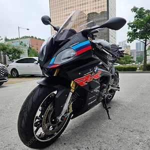 여성라이더가 타던 S1000RR 17년식 39000km 에로우풀배기