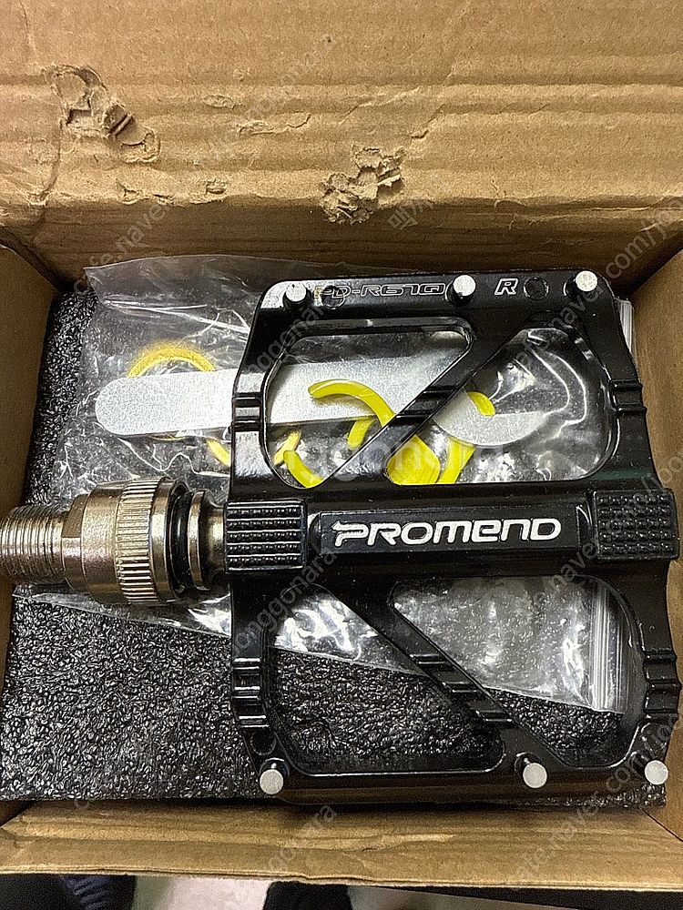 promend r67q 탈착식 페달 우측 새제품--0