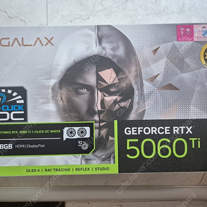 GALAX RTX 5060 Ti 화이트 8gb 미개봉
