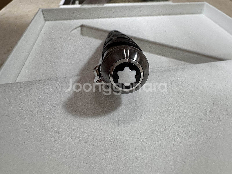 몽블랑 그림형제 에디션 볼펜 판매합니다--4