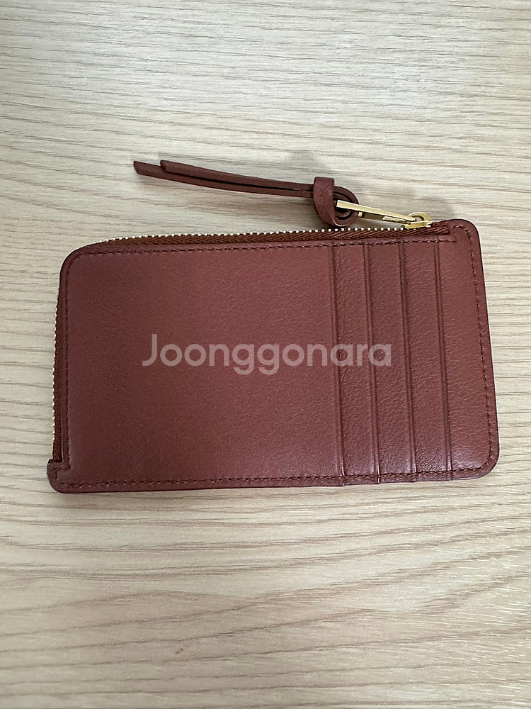 로에베 지브리 캘시퍼 코인 지갑 판매합니다--5