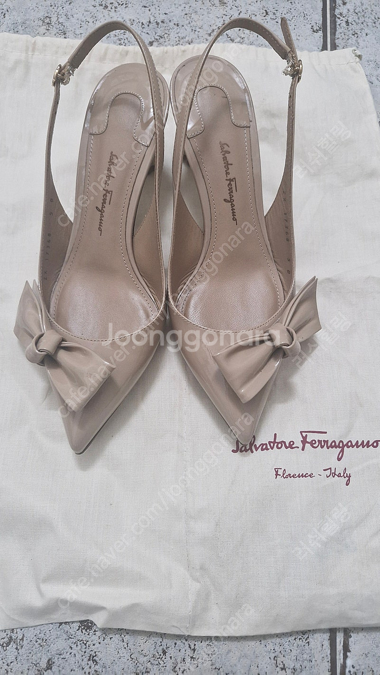 페레가모 리본 샌들 슬링백 구두 5D(225)한섬--0