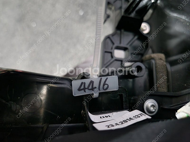 BMW 5시리즈 F10 센터콘솔 앗세이팝니다--5