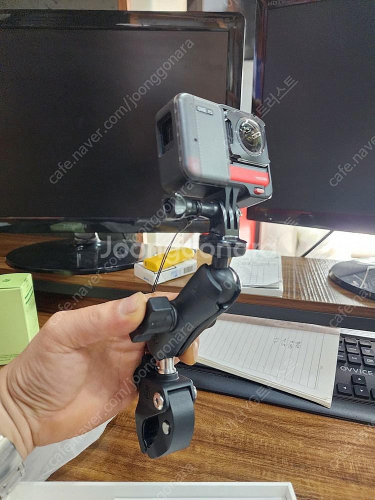 인스타360 ONE RS--3