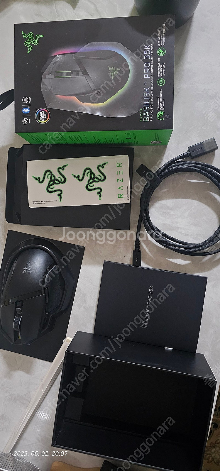 레이저 바실리스크 v3 pro 35k 팝니다--0