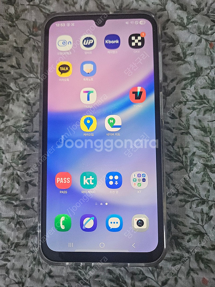갤럭시 A15 화이트 색상이에요 실사용 거의 없이 보관--0