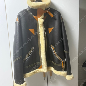 네이머클로딩 무스탕