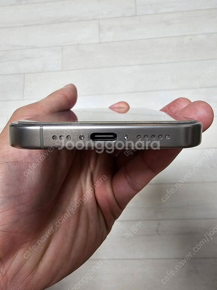 아이폰 15 Pro 256G 네츄럴 티타늄 S급 판매합...--5