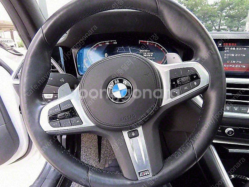 BMW 3시리즈 중고 BMW 중고 BMW 3시리즈 중고차 할부가능 2022년식 31,537km 320i M 스포츠 ...--9