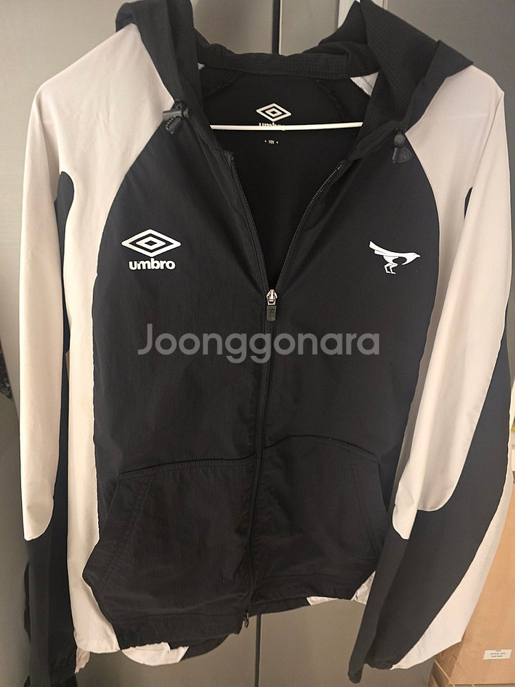 엄브로 성남fc바람막이 105--5