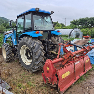 L7030 트랙터 85마력 1373시간 트랙트 트렉터 트렉트 중고 팝니다.