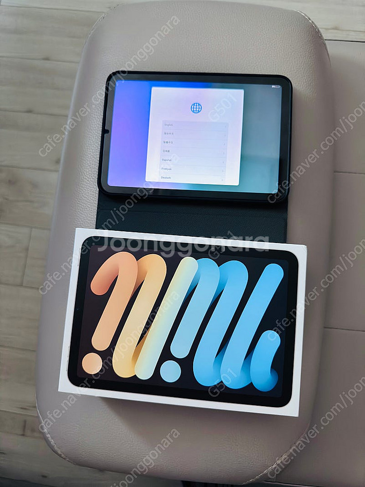 아이패드 미니6 스타라이트 64기가 팝니다--0