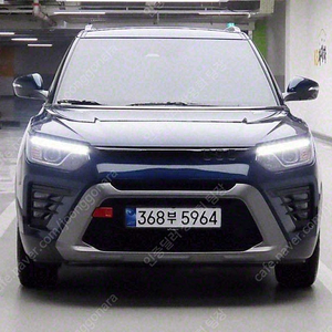 티볼리 중고 가격 더 뉴 티볼리 파란색 2024년식 12,684km 2WD 가솔린 1.6 V3 수원중고차