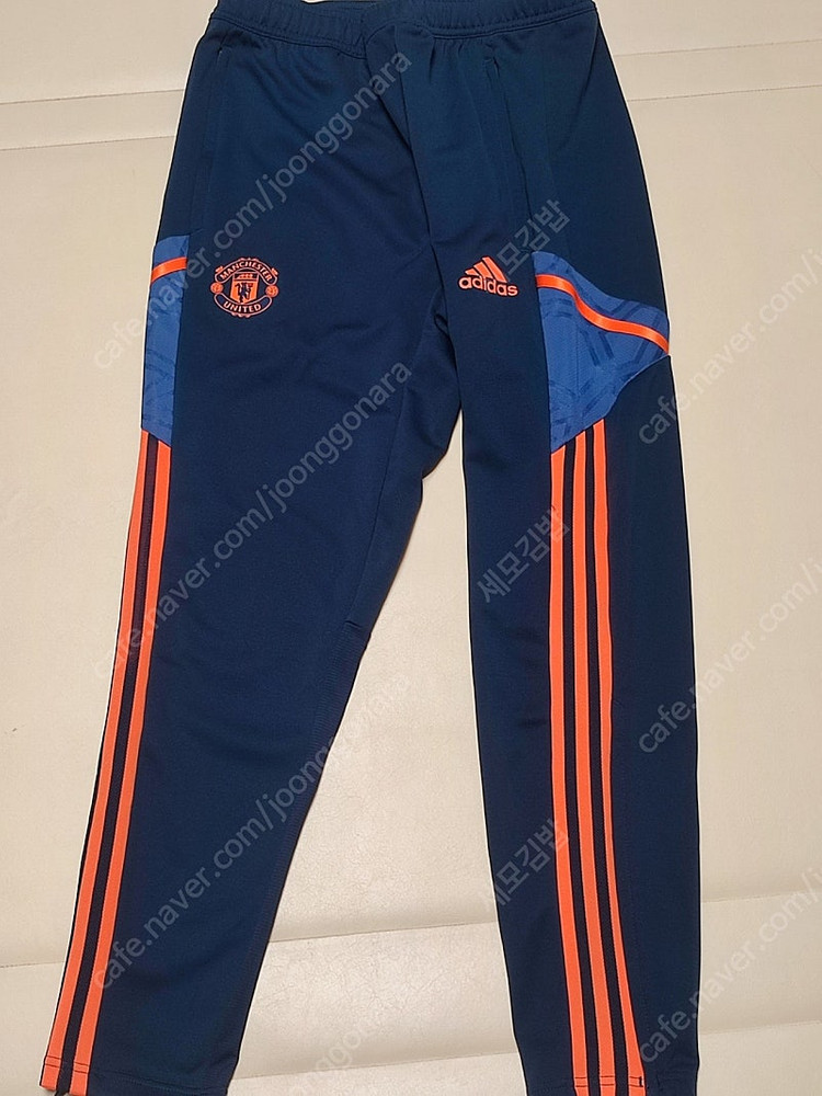맨체스터 유나이티드 팬츠 HG3987 이미지