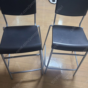 이케아 아일랜드 식탁의자 2개